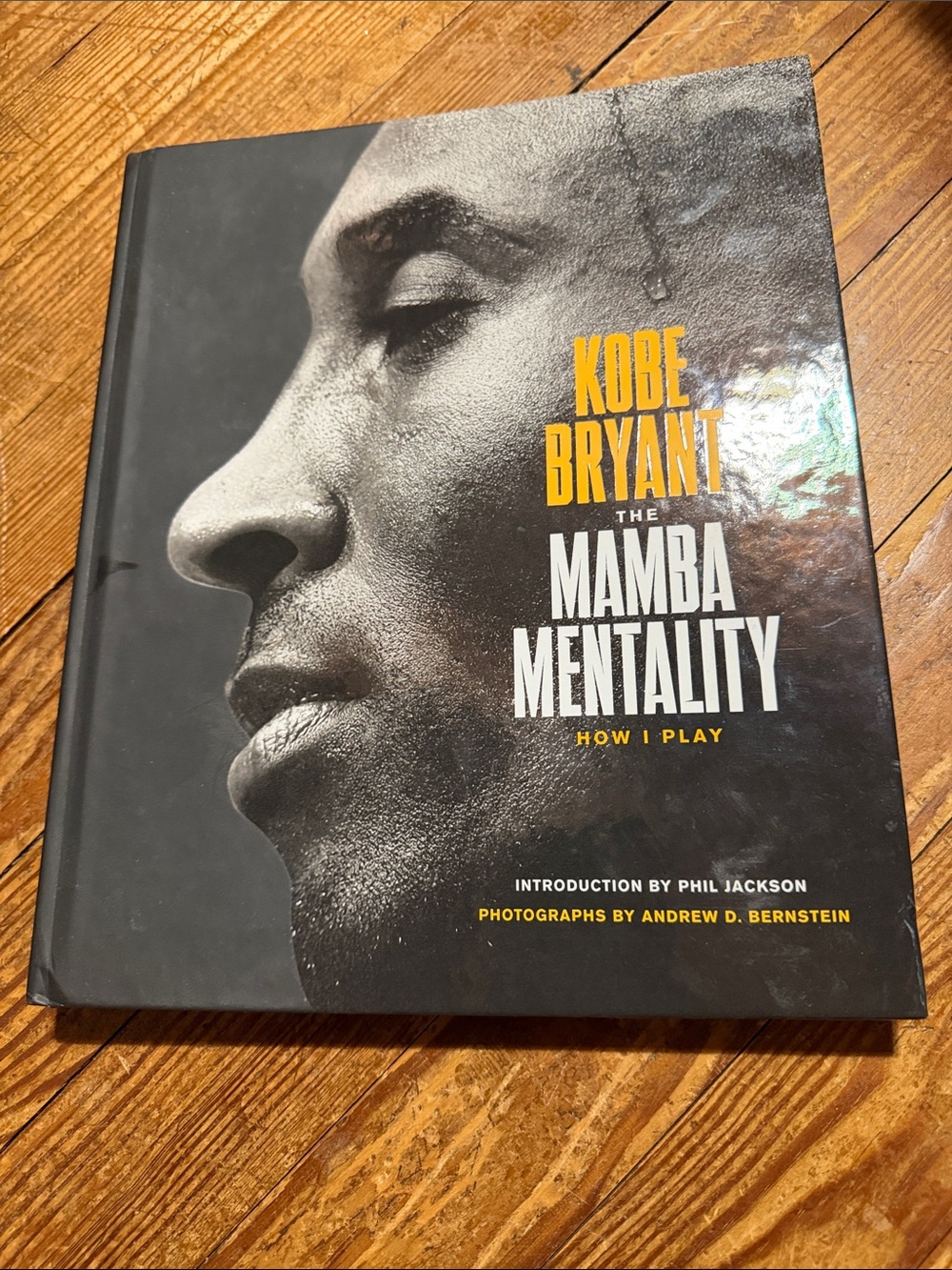 Kobe Bryant The Mamba Mentality How I Play - Black Cover
